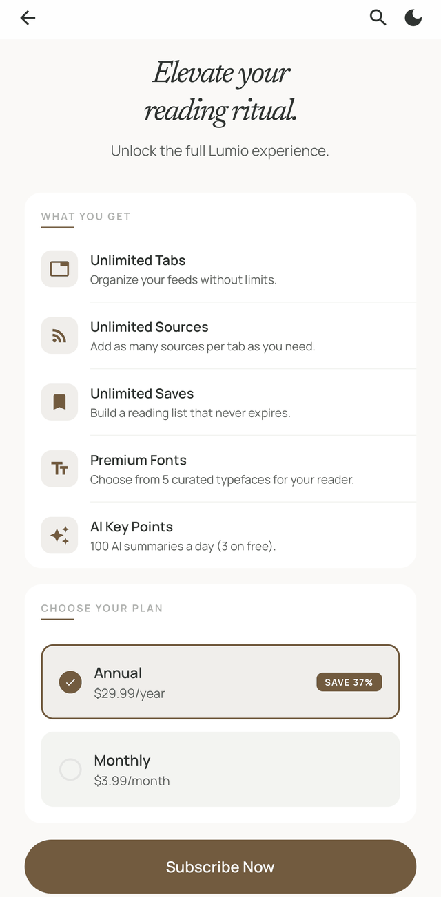 Lumio Pro screen: what you get, with annual and monthly plans